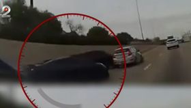 VIDEO Accident în lanț produs de doi șoferi vitezomani, în Dallas